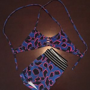 Jolyn ‘tomcat’ swimsuit